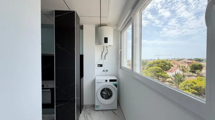 Apartamento de 1 dormitorio en La Zenia, España No. 2149 № 3