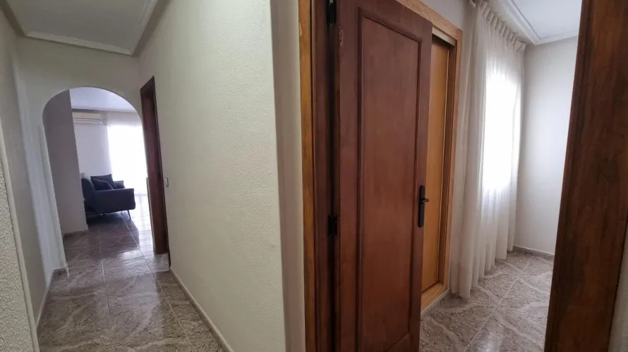 Apartamento de 2 dormitorios en Torrevieja, España No. 2209 № 19