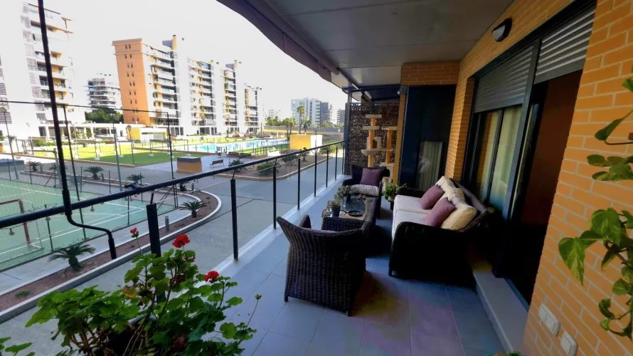 Apartamento de 3 dormitorios en Alicante, España No. 2163 № 19