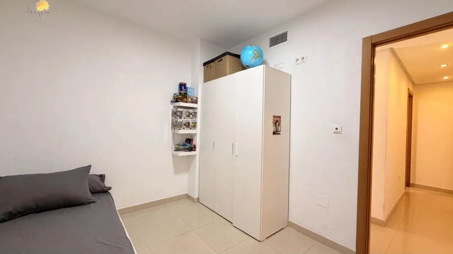 Apartamento de 1 dormitorio en Torrevieja, España No. 2326 № 7