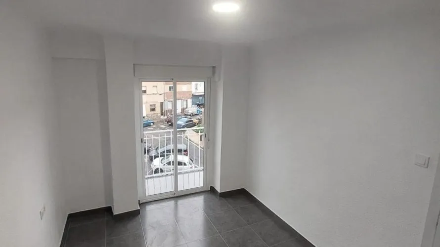 Apartamento de 1 dormitorio en Santa Pola, España No. 2218 № 1