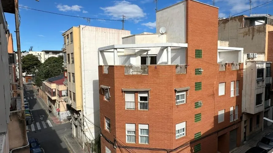 Apartamento de 2 dormitorios en Alicante, España No. 2287 № 5