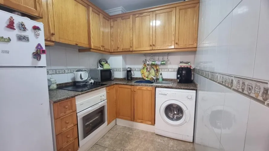 Apartamento de 2 dormitorios en Torrevieja, España No. 2225 № 13
