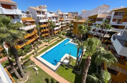 Apartamento de 1 dormitorio en Torrevieja, España No. 2145