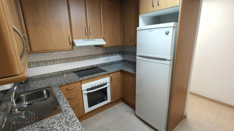 Apartamento de 2 dormitorios en Torrevieja, España No. 2352 № 13