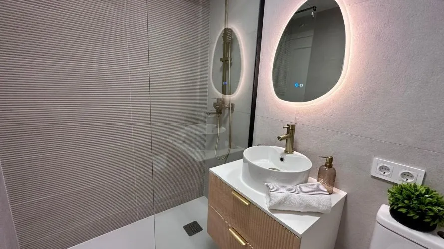 Apartamento de 2 dormitorios en Torrevieja, España No. 2074 № 16