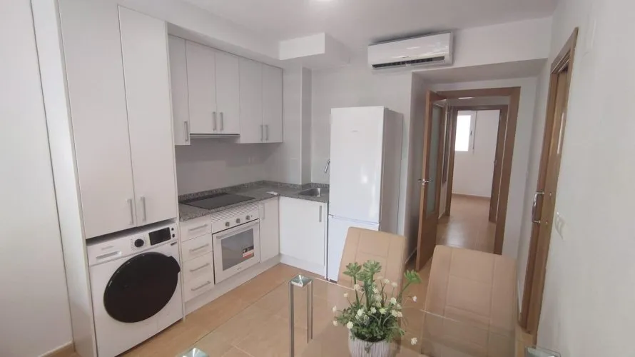 Apartamento de 2 dormitorios en Alicante, España No. 2082 № 25