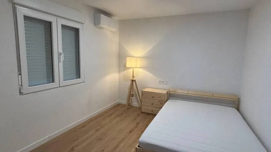 Apartamento de 3 dormitorios en Manises, España No. 2305 № 11