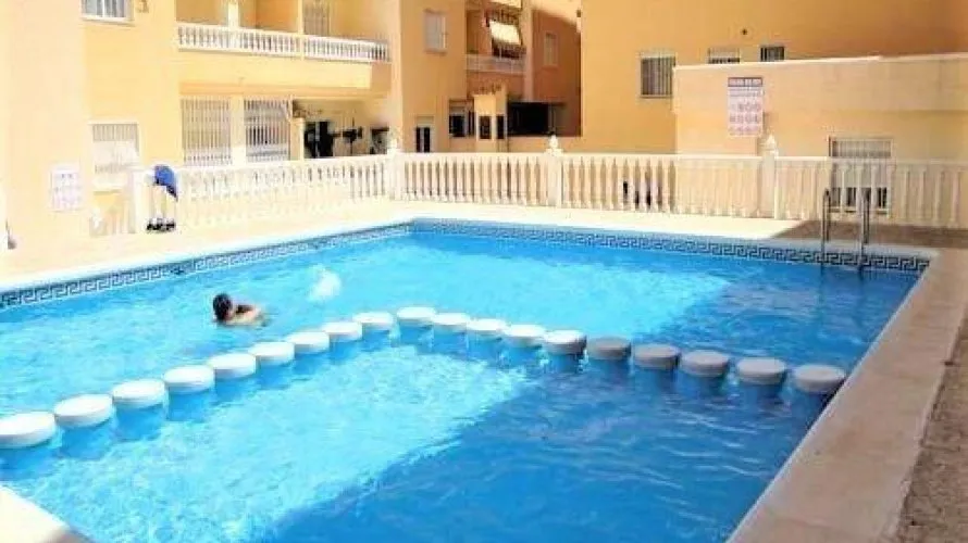 Apartamento de 1 dormitorio en Torrevieja, España No. 2258 № 8