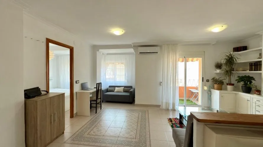 Apartamento de 1 dormitorio en La Florida, España No. 2194 № 19