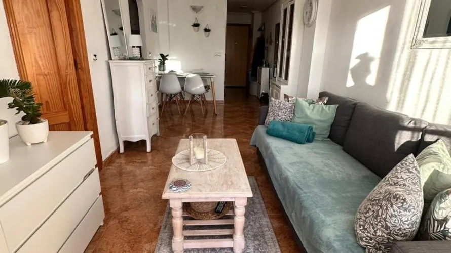 Apartamento de 1 dormitorio en Torrevieja, España No. 2269 № 9