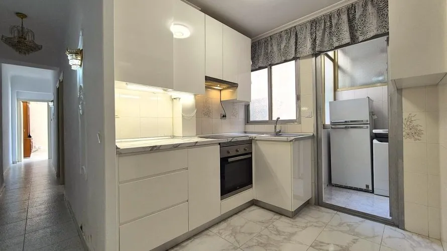 Apartamento de 2 dormitorios en Alicante, España No. 2297 № 6