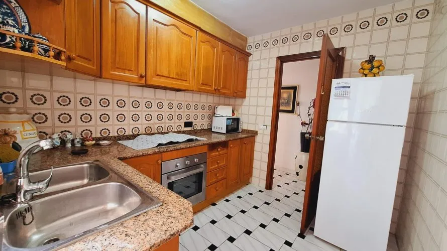 Apartamento de 1 dormitorio en Torrevieja, España No. 2257 № 8