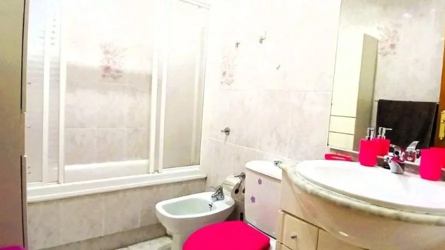 Apartamento de 2 dormitorios en Torrevieja, España No. 2266
