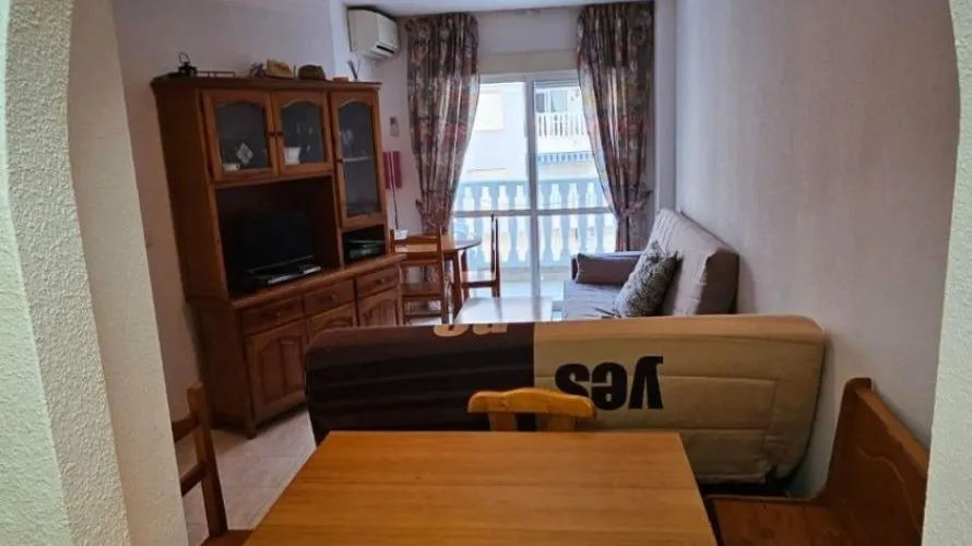 Apartamento de 1 dormitorio en Torrevieja, España No. 2304 № 12