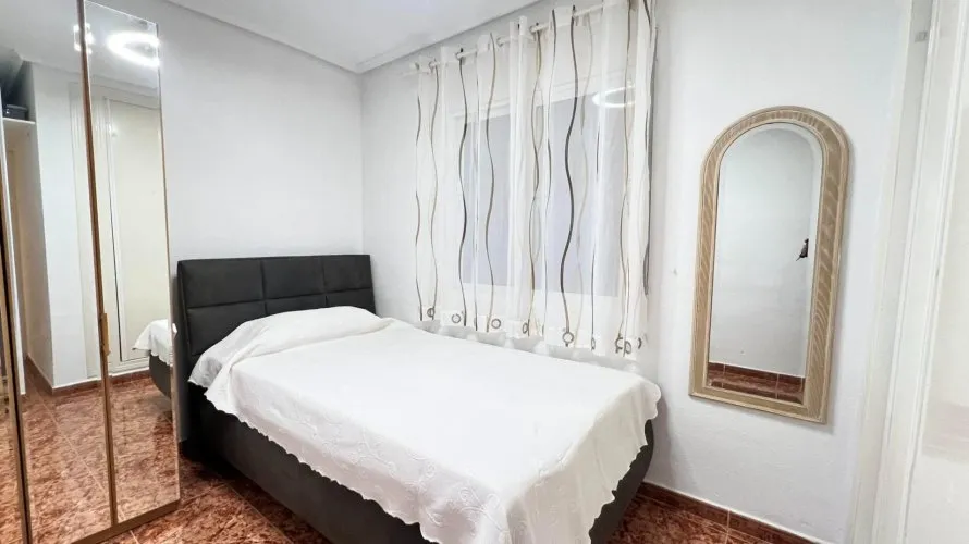 Apartamento de 60m² en Torrevieja, España No. 2229 № 4