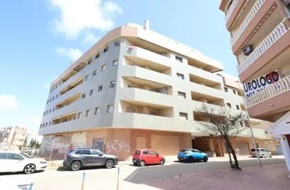 Apartamento de 3 dormitorios en La Mata, España No. 2004