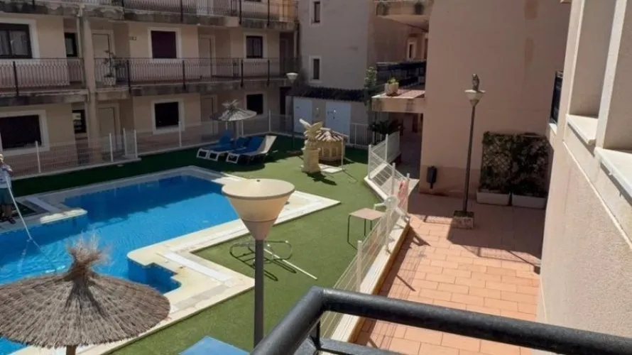 Apartamento de 2 dormitorios en Águilas, España No. 2215 № 3