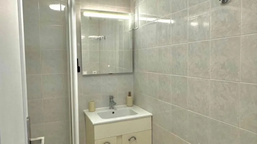 Apartamento de 2 dormitorios en Torrevieja, España No. 2364 № 4