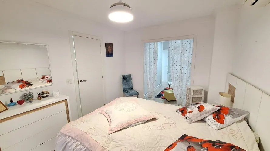 Apartamento de 1 dormitorio en Torrevieja, España No. 2252 № 17