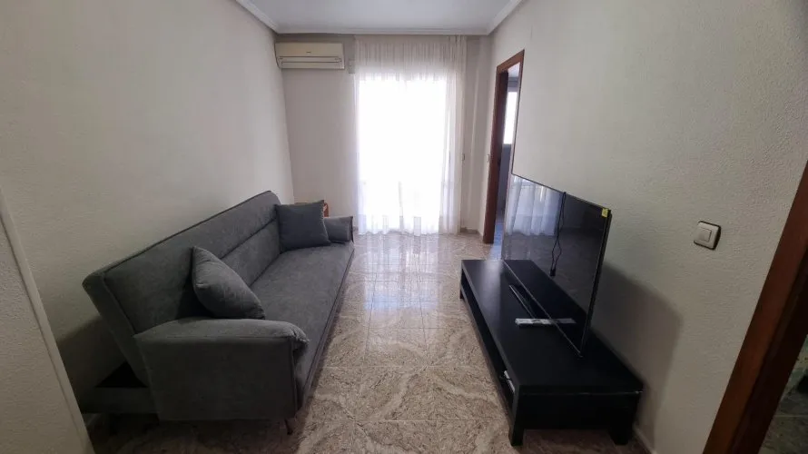Apartamento de 2 dormitorios en Torrevieja, España No. 2209 № 9