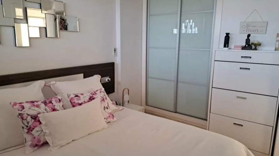 Apartamento de 1 dormitorio en La Veleta, España No. 2332 № 5