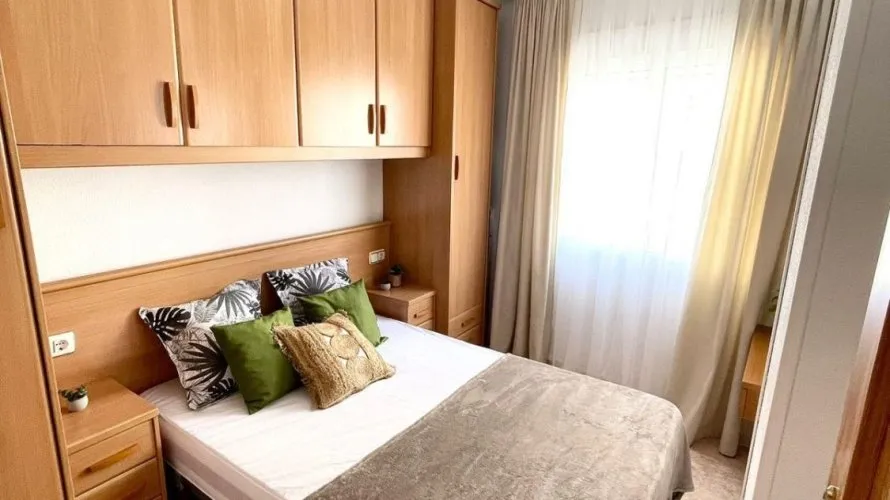 Apartamento de 1 dormitorio en Torrevieja, España No. 2258 № 4