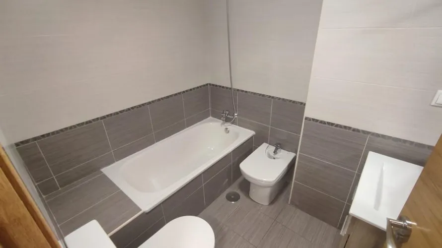 Apartamento de 2 dormitorios en Alicante, España No. 2082 № 15