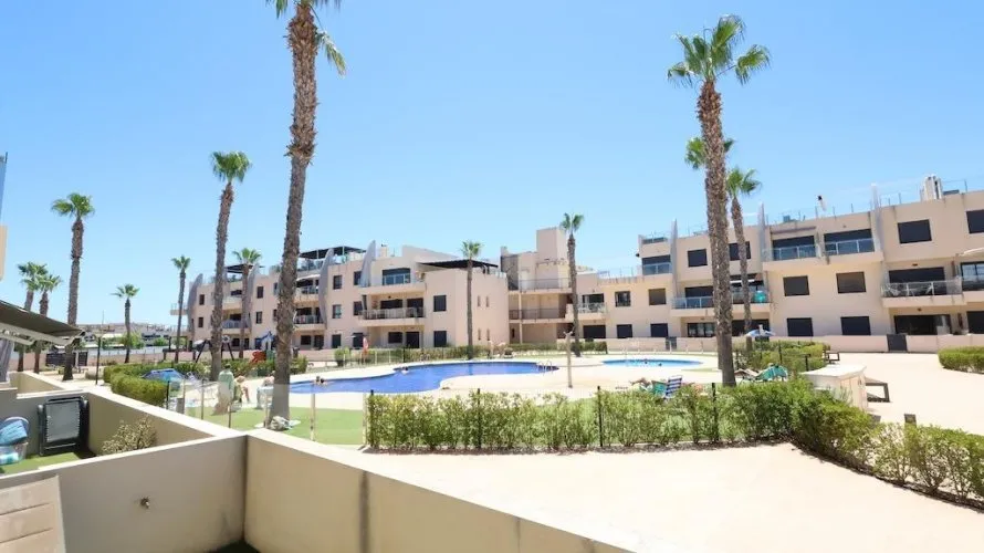 Apartamento de 2 dormitorios en Pilar de la Horadada, España No. 2139 № 5