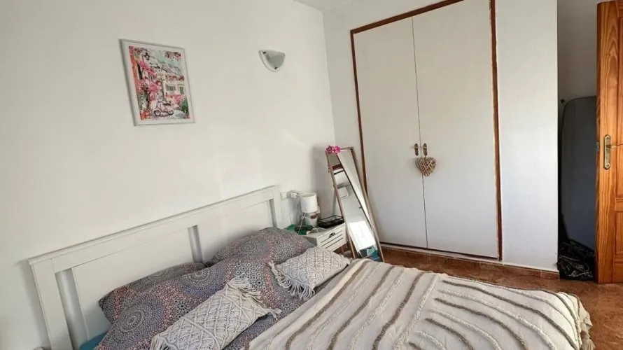 Apartamento de 1 dormitorio en Torrevieja, España No. 2269 № 19
