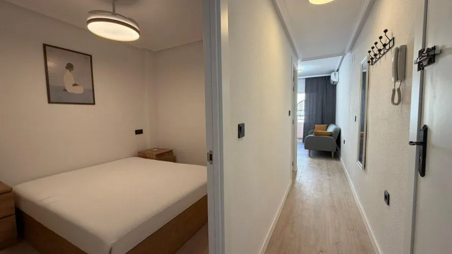 Apartamento de 2 dormitorios en Torrevieja, España No. 2316 № 17
