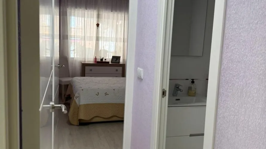 Apartamento de 107m² en Torrevieja, España No. 2055 № 2