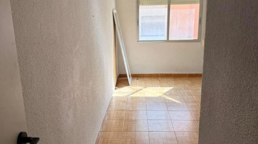 Apartamento de 3 dormitorios en La Florida, España No. 2293 № 5