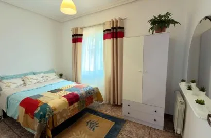 Apartamento de 1 dormitorio en Mieres, España No. 2342