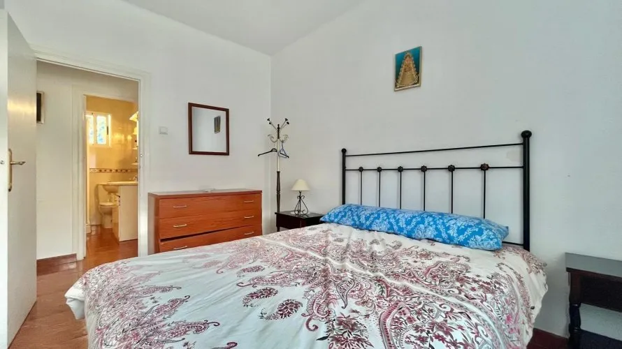 Apartamento de 3 dormitorios en Torrevieja, España No. 2198 № 8