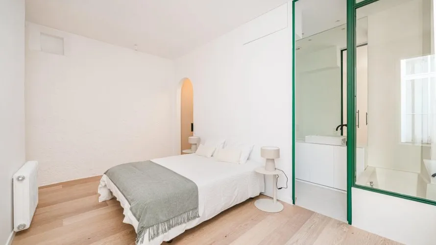 Apartamento de 4 dormitorios en Madrid, España No. 2060 № 4