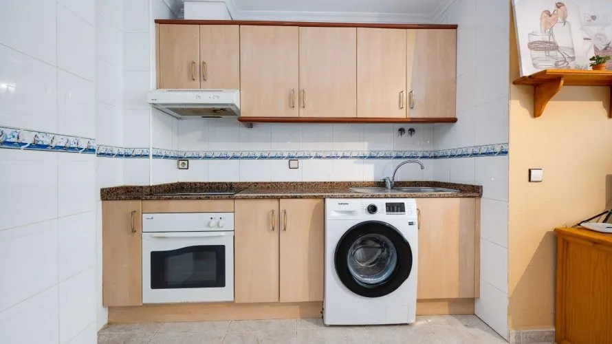 Apartamento de 2 dormitorios en Torrevieja, España No. 2279 № 20