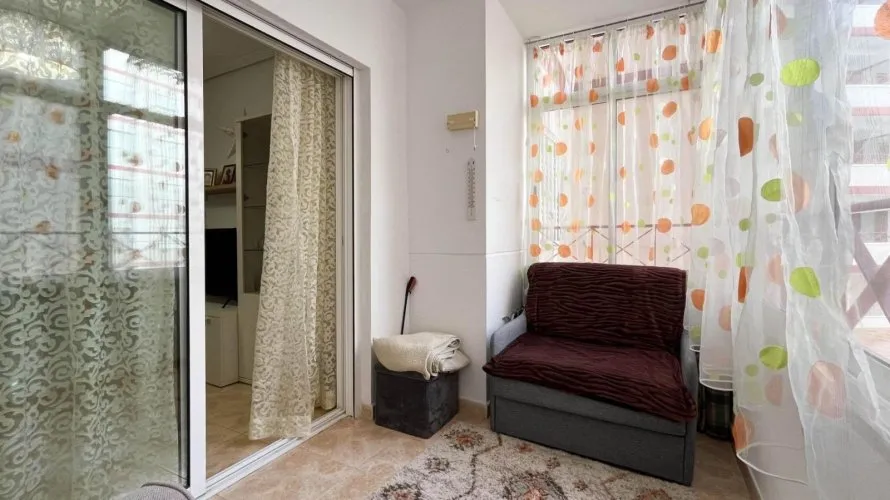 Apartamento de 1 dormitorio en Torrevieja, España No. 2361 № 7