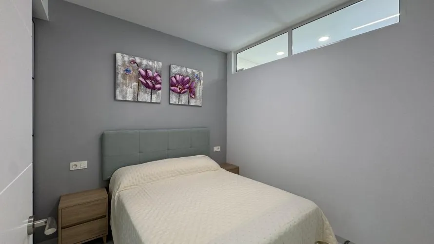 Apartamento de 2 dormitorios en Torrevieja, España No. 2037 № 12