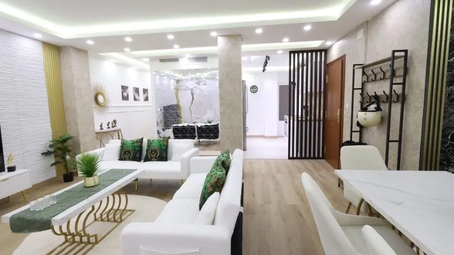Apartamento de 4 dormitorios en Torrevieja, España No. 1999 № 11
