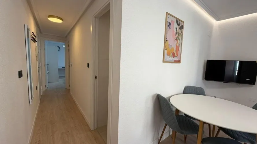 Apartamento de 2 dormitorios en Torrevieja, España No. 2316 № 12