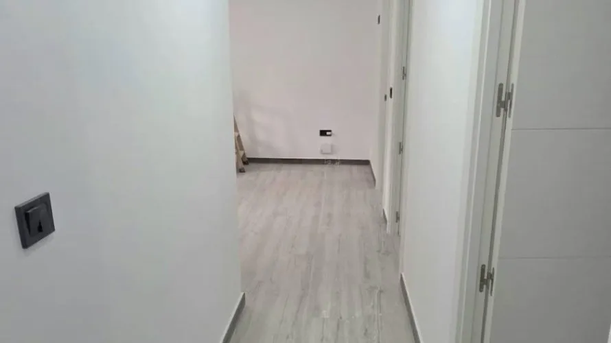 Apartamento de 2 dormitorios en Mieres, España No. 2318 № 20