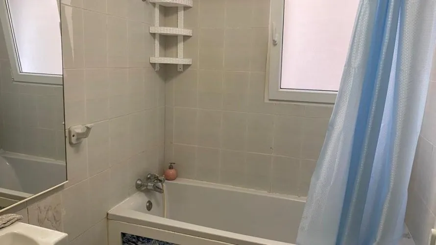 Apartamento de 2 dormitorios en Alicante, España No. 2346 № 12