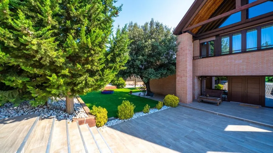 Apartamento de 8 dormitorios en Las Rozas de Madrid, España No. 2148 № 21