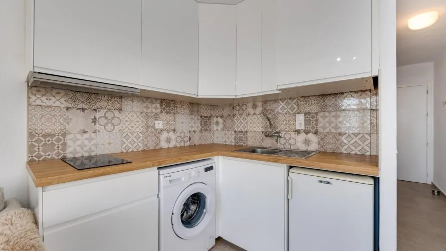 Apartamento de 1 dormitorio en Torrevieja, España No. 2290 № 15