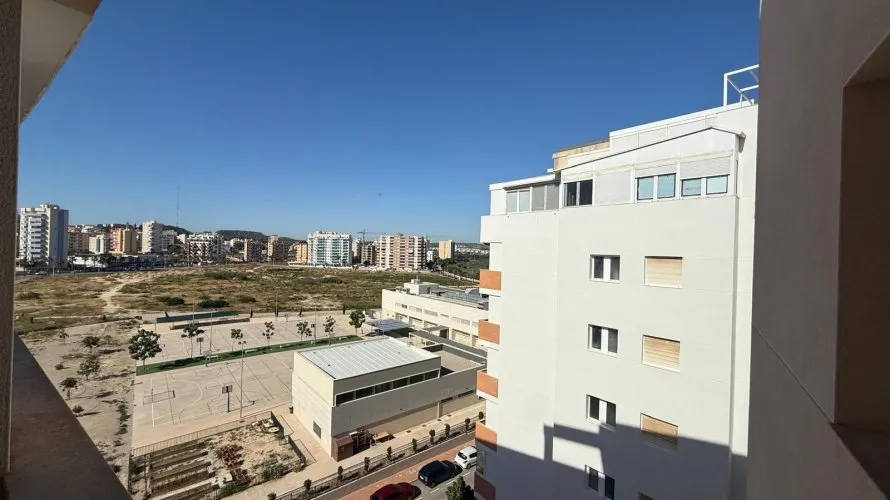 Apartamento de 2 dormitorios en Guardamar del Segura, España No. 2033 № 27