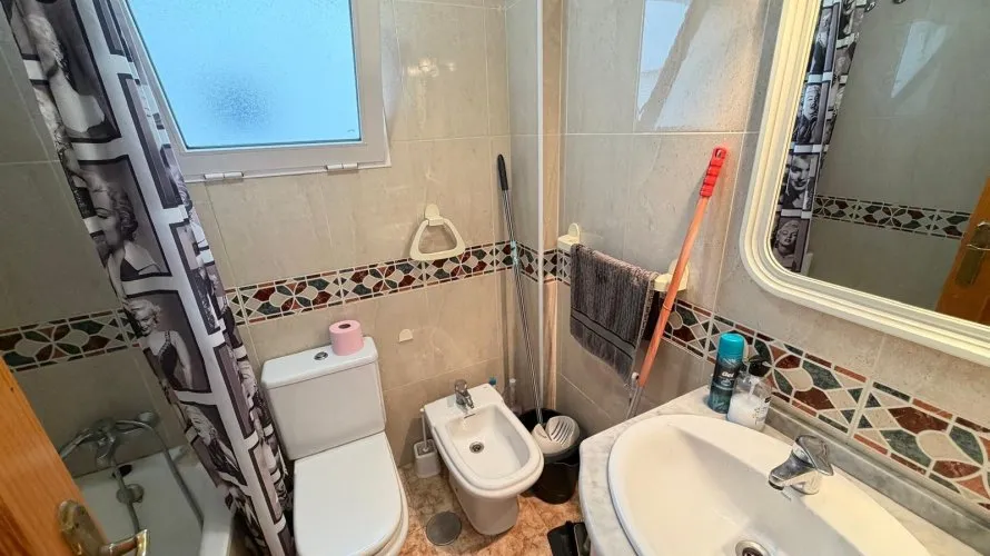 Apartamento de 2 dormitorios en Torrevieja, España No. 2254 № 19