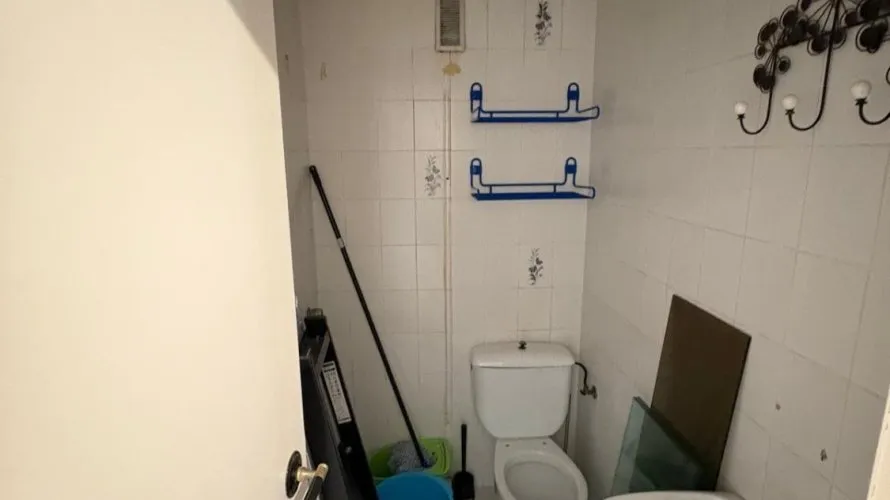 Apartamento de 4 dormitorios en Torrevieja, España No. 2042 № 6
