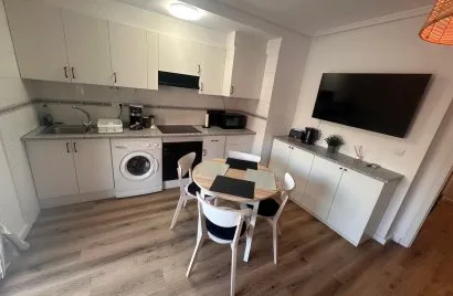 Ático de 1 dormitorio en Torrevieja, España No. 2244