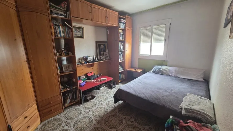 Apartamento de 2 dormitorios en Alicante, España No. 2333 № 3